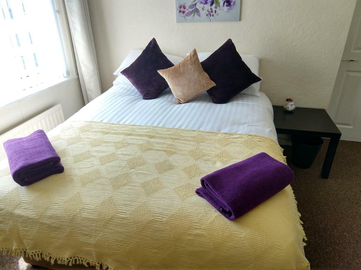 Rowe Gardens - Self Catering - Guesthouse Style - Comfortable Twin Or Double Rooms - Quiet Residential Area 워킹턴 외부 사진